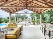 Maison 8 pièces 240 m²