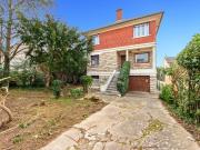 Maison 8 pièces 240 m²