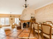 Maison 8 pièces 240 m²