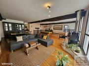 Maison 8 pièces 240 m²