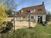 Maison 8 pièces 241 m²