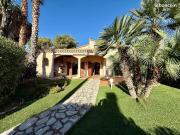 Maison 8 pièces 241 m²