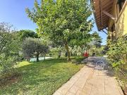 Maison 8 pièces 242 m² Maison 8 pièces 242 m²