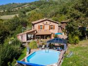 Maison 8 pièces 240 m²