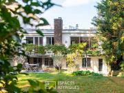 Maison 8 pièces 242 m²