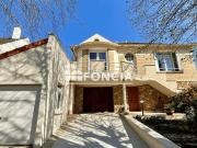 Maison 8 pièces 243 m² Maison 8 pièces 243 m²