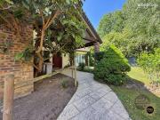 Maison 8 pièces 243 m²