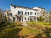 Maison 8 pièces 244 m²