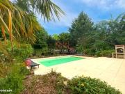 Maison 8 pièces 244 m²