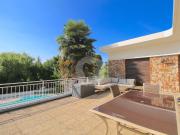 Maison 8 pièces 245 m²