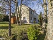 Maison 8 pièces 245 m²