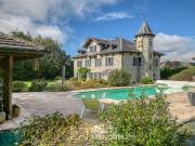 Maison 8 pièces 246 m²