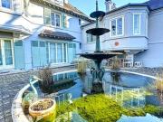 Maison 8 pièces 250 m²