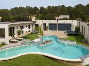 Maison 8 pièces 250 m²