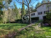 Maison 8 pièces 250 m²