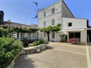 Maison 8 pièces 250 m²