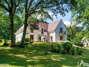 Maison 8 pièces 250 m²