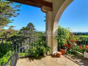 Maison 8 pièces 250 m²