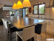 Maison 8 pièces 252 m²