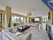 Maison 8 pièces 253 m²