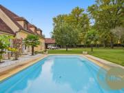 Maison 8 pièces 255 m²