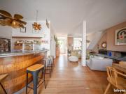 Maison 8 pièces 255 m²