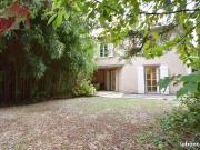 Maison 8 pièces 255 m²