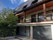 Maison 8 pièces 256 m²