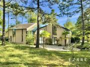 Maison 8 pièces 256 m²