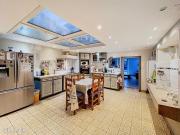 Maison 8 pièces 256 m²