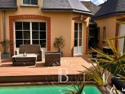 Maison 8 pièces 258 m²