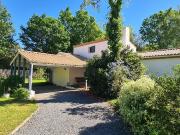 Maison 8 pièces 258 m²