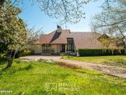Maison 8 pièces 258 m²