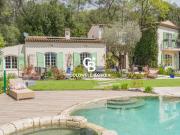 Maison 8 pièces 259 m²