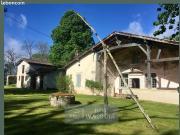 Maison 8 pièces 260 m²