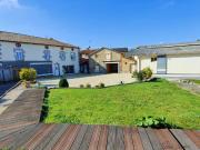 Maison 8 pièces 260 m²