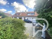 Maison 8 pièces 261 m²