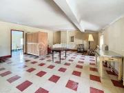 Maison 8 pièces 263 m²