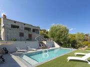 Maison 8 pièces 263 m²