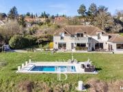 Maison 8 pièces 264 m²