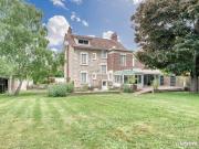 Maison 8 pièces 264 m²