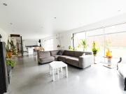 Maison 8 pièces 264 m²