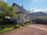 Maison 8 pièces 265 m²