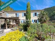 Maison 8 pièces 265 m²