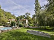 Maison 8 pièces 270 m²