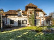 Maison 8 pièces 268 m²