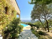 Maison 8 pièces 270 m²