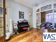 Maison 8 pièces 250 m²