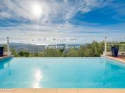 Maison 8 pièces 270 m²