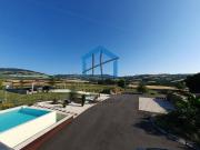 Maison 8 pièces 272 m²